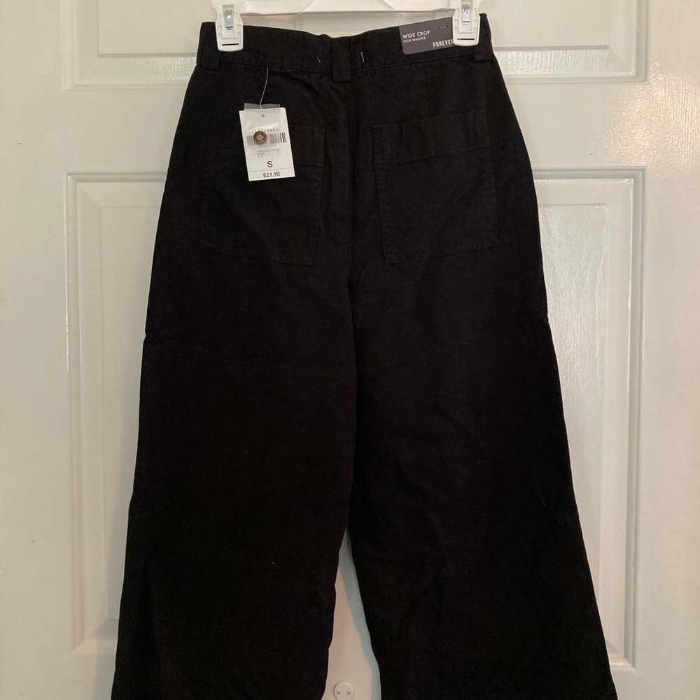 Cropped Wide-Leg High-Rise Black Pants - Picture 3 of 6